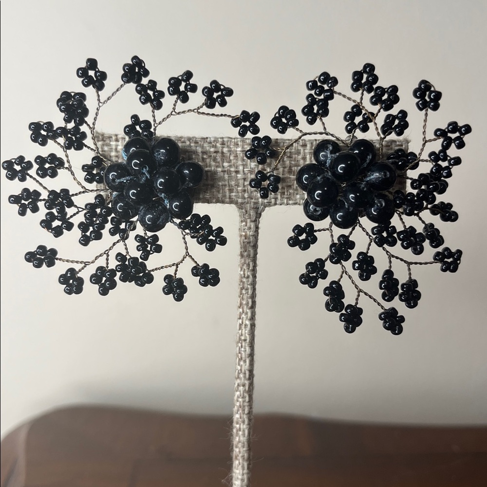 🌻Vintage Wire Bead Elegant Black Floral Earrings